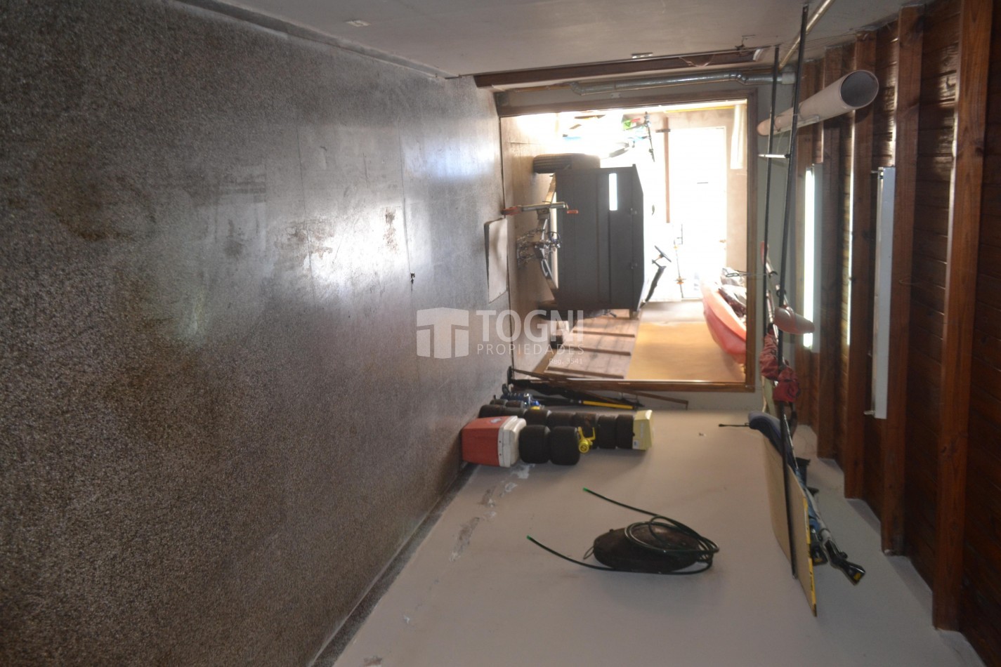 VENTA DE CASA CON MEJORAS!...BALCARCE