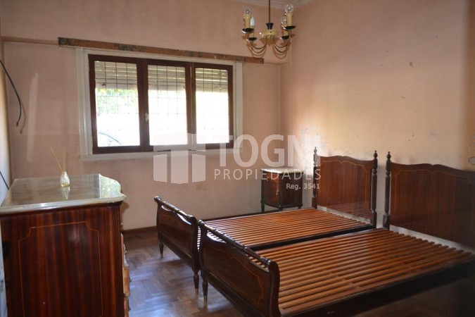 VENTA/PERMUTA CHALET BALCARCE