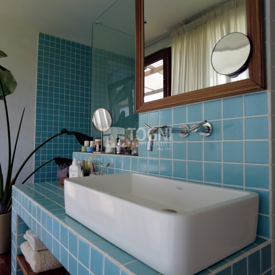 VENTA EXCELENTE CASA.... IMPERDIBLE !