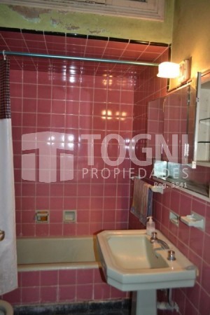 VENTA/PERMUTA CHALET BALCARCE