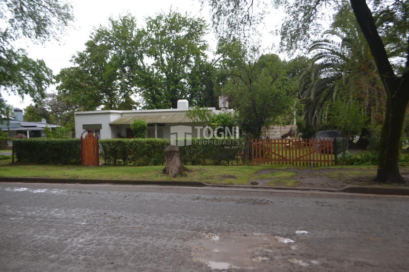 VENTA EN SAN AGUSTIN. VIVIENDA + COMERCIO!