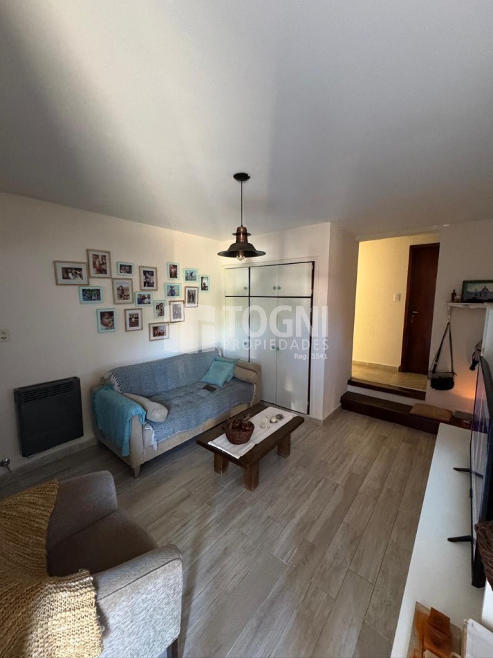 VENTA AMPLIA CASA CON 3 UNIDADES Y PILETA - 575m2...BALCARCE !!