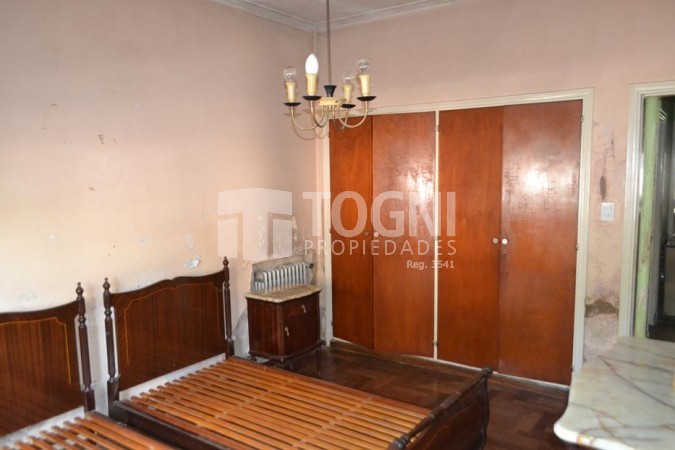 VENTA/PERMUTA CHALET BALCARCE