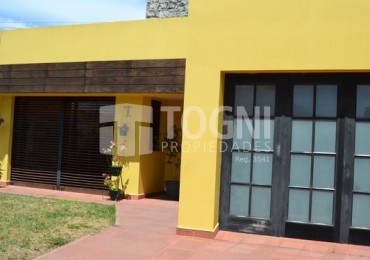 VENTA CASA LUMINOSA 