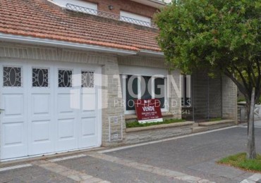 VENTA CHALET CENTRICO...BALCARCE