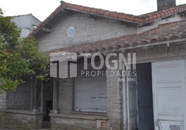 VENTA/PERMUTA CHALET BALCARCE