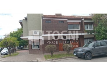 VENTA DUPLEX 5 AMBIENTES CENTRO!! BALCARCE